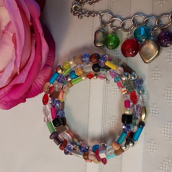 2 PIECE LOT VINTAGE 18 INCH NECKLACE & CORDINATING WRAP 10 INCH BRACELET PRE-OWN - Picture 3 of 4